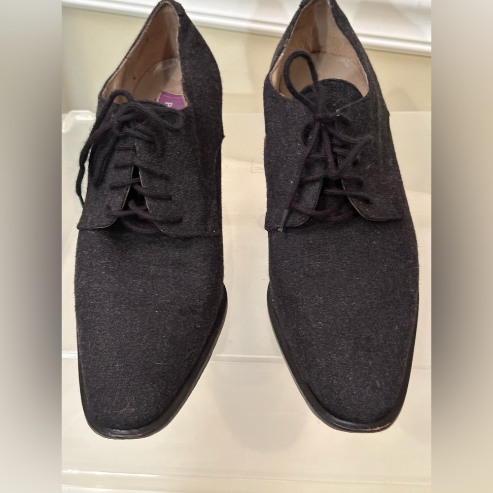 PHYLLIS POLAND made in Italy grey wool material with 1 3/4 “ lace up